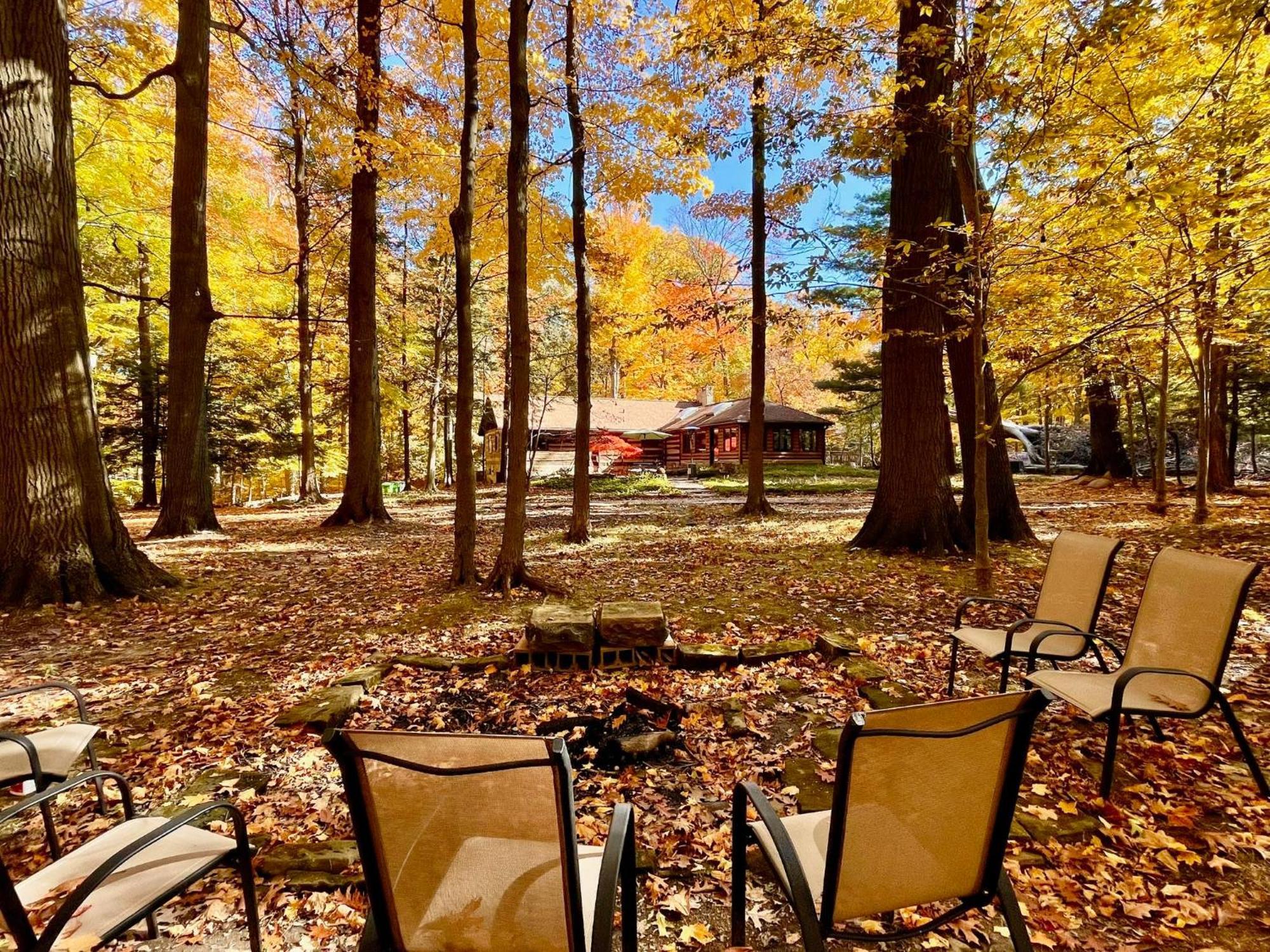 Log Cabin - Natures Oasis - Fire Pit & Gazebo Cleveland Bagian luar foto